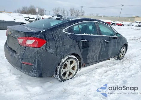 2017 Chevrolet Cruze Premier Auto z USA, uszkodzony, nr VIN 1G1BF5SM6H7102001